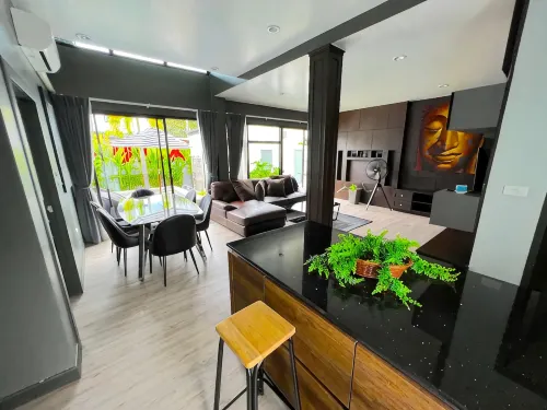 Private 2 Bedroom Villa with Jacuzzi Pool in Phuket, Bang Tao Cherngtalay - Biệt thự