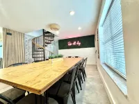 The Hampton • Private Pool • 5 Min to 5th Ave • 10 Min to Beach • Sleeps 16