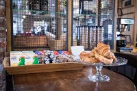 The Black Hat - breakfast