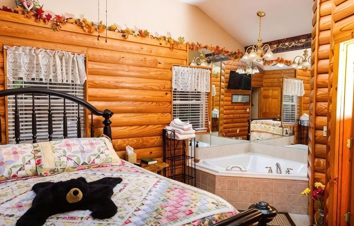 Mountain Aire Cottages, Inn, & Glamping