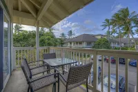 5 STAR!! Sleeps 8-10,3bd + loft, 3ba, A/C..5 minutes to beach,Spacious Condo. - Jacuzzi