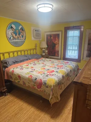 Beautiful Historic Home Centrally Located - 3-Star