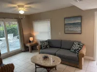 Ocean Front with Patio and Private Beach Access - 3 estrellas