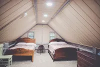 Audrey's Abode - Restored log cabin, country setting, minutes from Jacksonville - Wifi