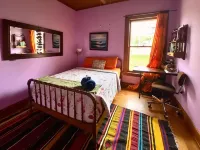Colorful getaway in friendly Driftless village - 3 stjerner