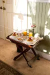 Headlands Inn Bed and Breakfast - parking