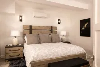 Lily Villa - 2 Bedroom St. John Villa - New Tesla Battery Back-up - Villa