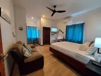 'The Solace' New Luxury Modern 1Bed 1Bath Apt. - balcony