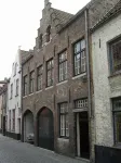Charming house in the center of Bruges right along the green canals - บังกะโล