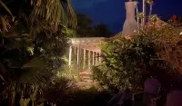 Magical private estate:3 bed Sage Cottage,big porch near Cambridge Beaches & fun - Wifi