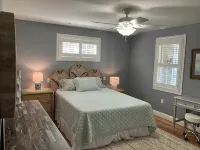 WALK TO VILLAGE LOCATION, NEW POOL, FAMILY COMPOUND! - Wi-Fi