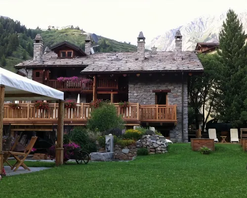 Les Trompeurs Chez Odette Hotel di Cogne