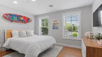 Ideally located, game room, finished basement, fenced yard, lawn games, coffee - 4つ星