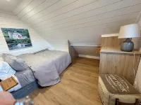 Cozy Little Cabin w/Hot Tub
