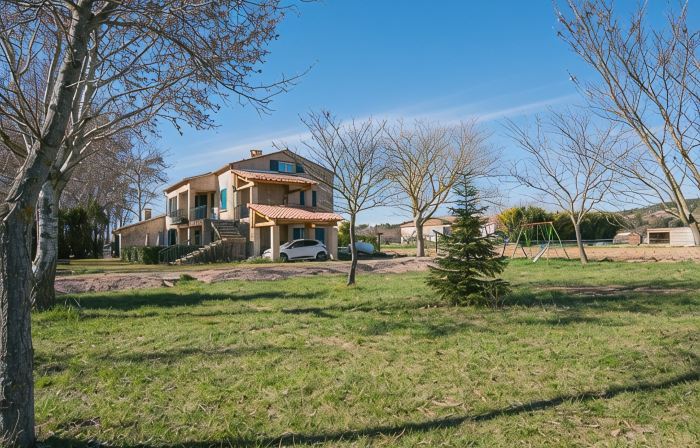 Le Grand Galla, country apartment