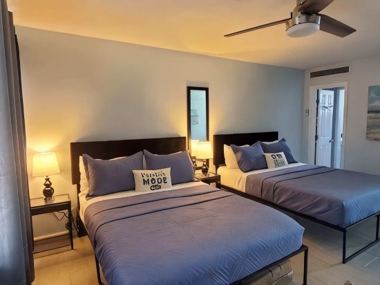 Cozy Beachfront Condo in Daytona Beach – Perfect Location!