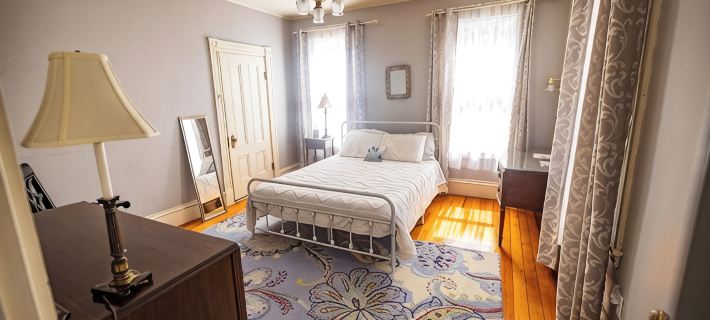 The Gregory House in Southern Maine close to many beaches & popular destinations Hotele w: Saco