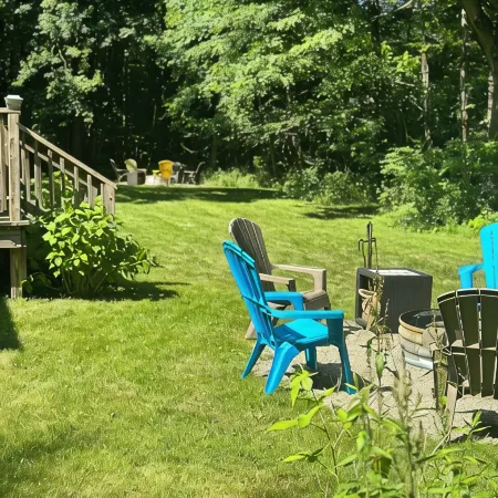 Two separate updated secluded cottages for one price. near beach & restaurants