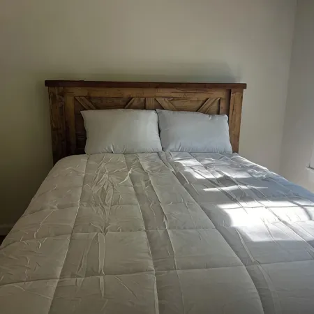 Merlot- 2 Bedroom Cottages Near Jones Von Drehle Hotels in Traphill