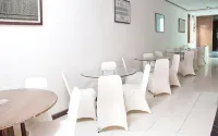 Hotel Wisata Baru - Cheap