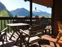 3 Bed, 2 Bath; Near Ski Resorts stream view Great Pool, Hot Tubs, Covered Garage - Wifi