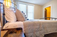 Cheerful 2-bedroom home in the Boro Chambersburg - 무료 와이파이