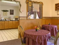 Super 8 by Wyndham Batesville - parking