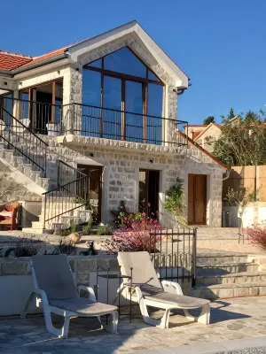 LUXURY STONE VILLA, INFINITY POOL, STUNNING SEA & MOUNTAIN VIEWS OVER BOKA BAY - 3-Star