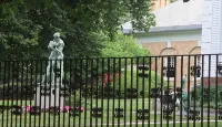 Historic Downtown Bristol Apartment - 3-Star