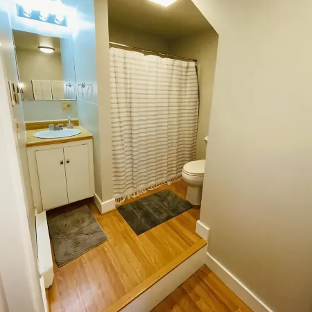 Top floor loft apartment in downtown Bath Hotels in Bath