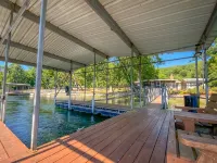 As close to the water as you can get! Updated and relaxing! - 4-Star