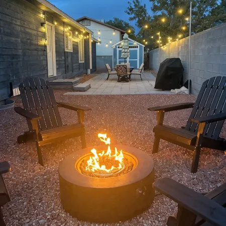 Modern Retreat with free EV Charging, Games & Fire Pit