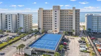 Luxurious 2nd floor beachfront condo w wrap-around balcony @ The Enclave - 2 ดาว