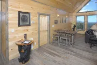 Stunning Sunset Views! Near Dollywood, Pigeon Forge and Gatlinburg - Chalets
