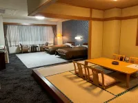 Pokapokalandmiasa - Suối nước nóng