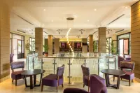 Mestil Hotel & Residences - بار