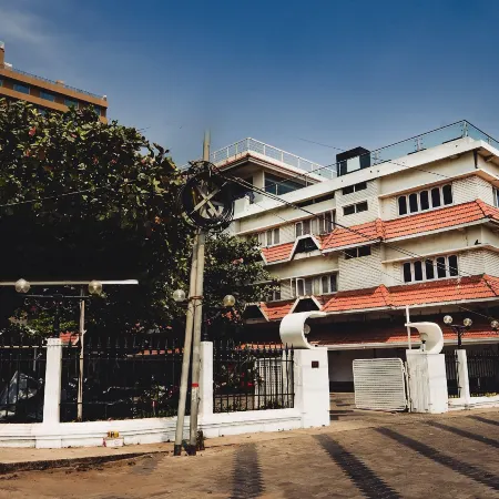 Sea Queen Hotel