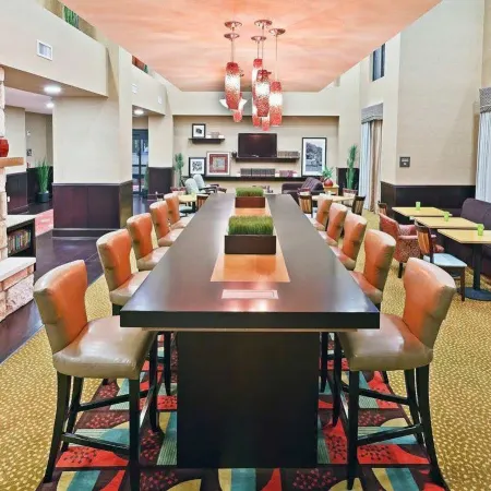 Hampton Inn & Suites Austin-Lakeway