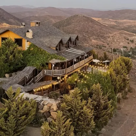 Maple Resort