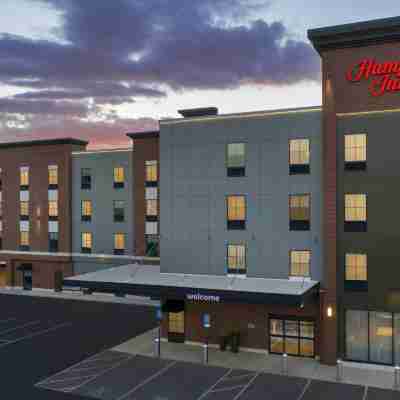 Hampton Inn Boston Logan Airport Chelsea Hotel Exterior