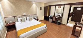 Hotel Radhika Regency