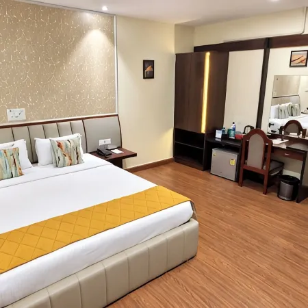Hotel Radhika Regency