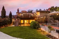 Serene Canyon Private Villa•Pool•HotTub•Sauna Retreat STR Permit Number:14614552 - Balkoner