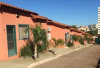 Flat Thermas Olimpia - 300 Metros do Thermas Dos Laranjais فنادق في أولمبيا