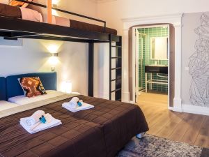 In Barcelos Hostel & Guest House