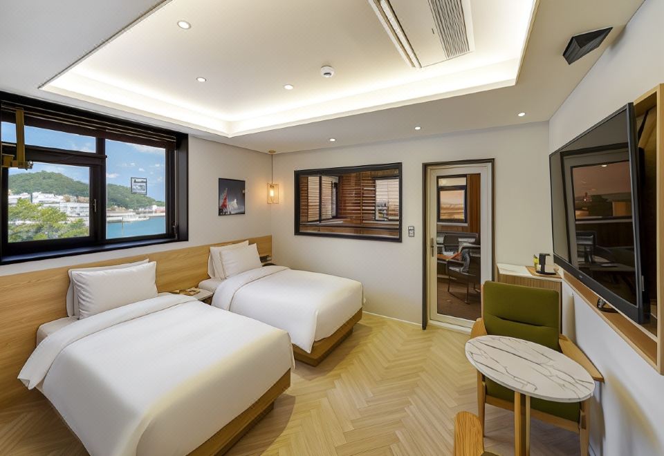 GijangYeonhwari No,25 Hotel - Housity