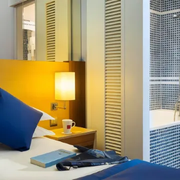 Hôtel Pavillon Bastille Отели рядом с достопримечательностью «Дворец Conciergerie»