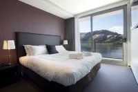 Queenstown Village Apartments Hotels in Kawarau Falls