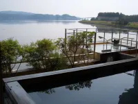 Waraku Onsen Nihon No Yado Notoraku Hotel di Nakanoto