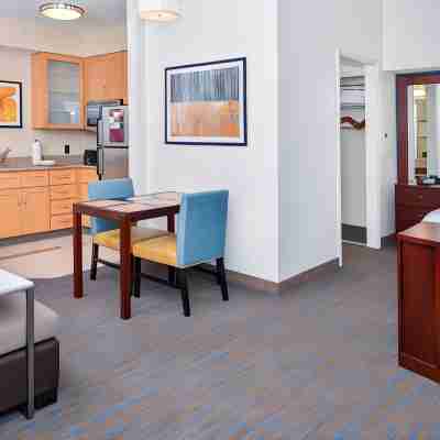 Residence Inn Harrisonburg Rooms